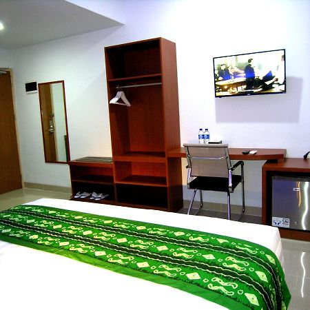 Hotel Delima Banjarmasin  Exterior foto